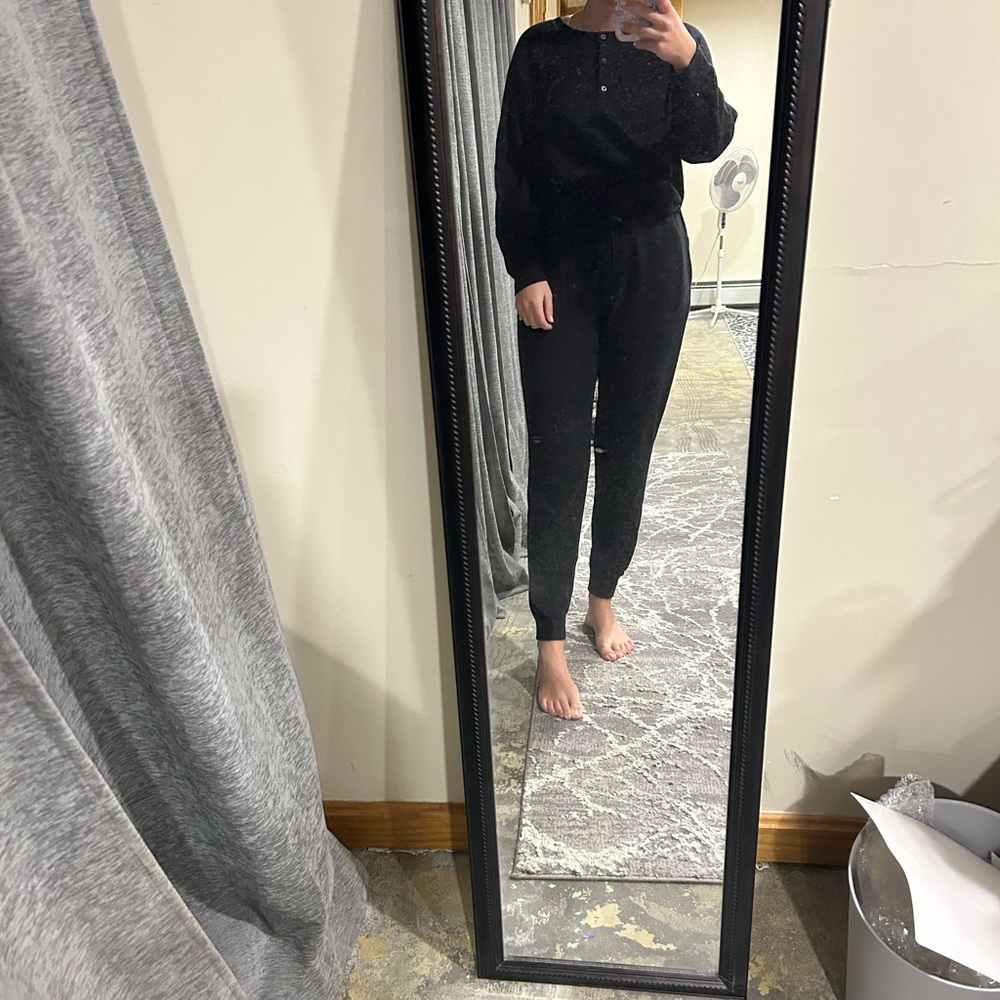 black thermal set